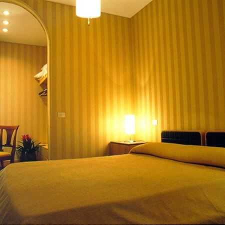 Lemon Garden Hotel Rom Eksteriør billede