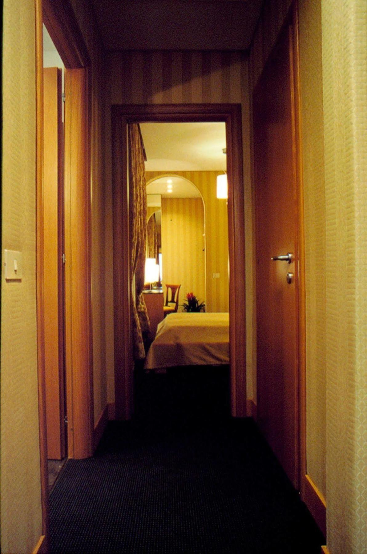 Lemon Garden Hotel Rom Eksteriør billede